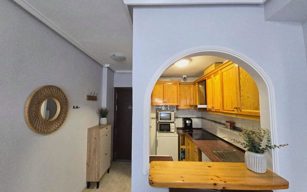 Torrevieja · Alicante REF #CSPX-45880 · Apartment 1685141450