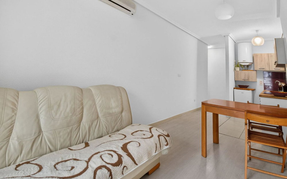 Torrevieja · Alicante REF #CSPX-44713 · Apartment 3947108959