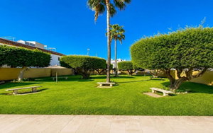 Torrevieja · Alicante REF #CSPX-80118 · Townhouse 3736800706