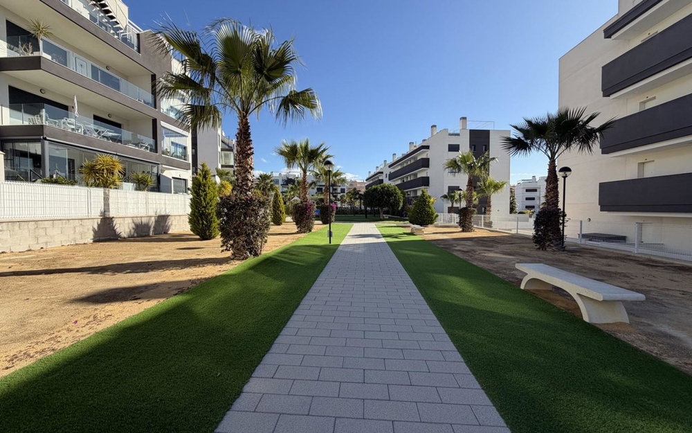 Villamartin · Alicante REF #CSPX-77597 · Apartment 546659980