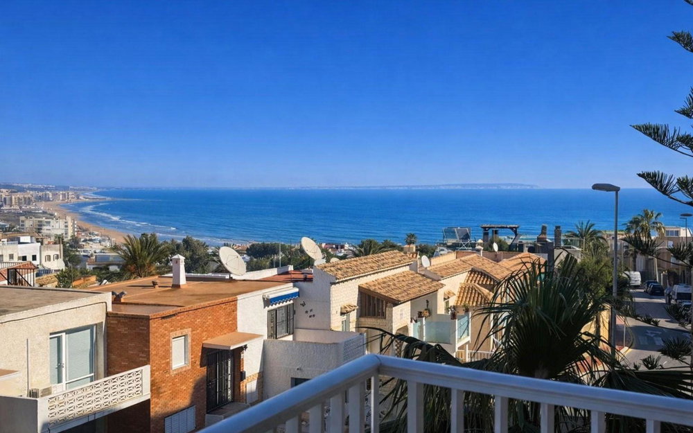 Torrevieja · Alicante REF #CSPX-34074 · Apartment 746346545