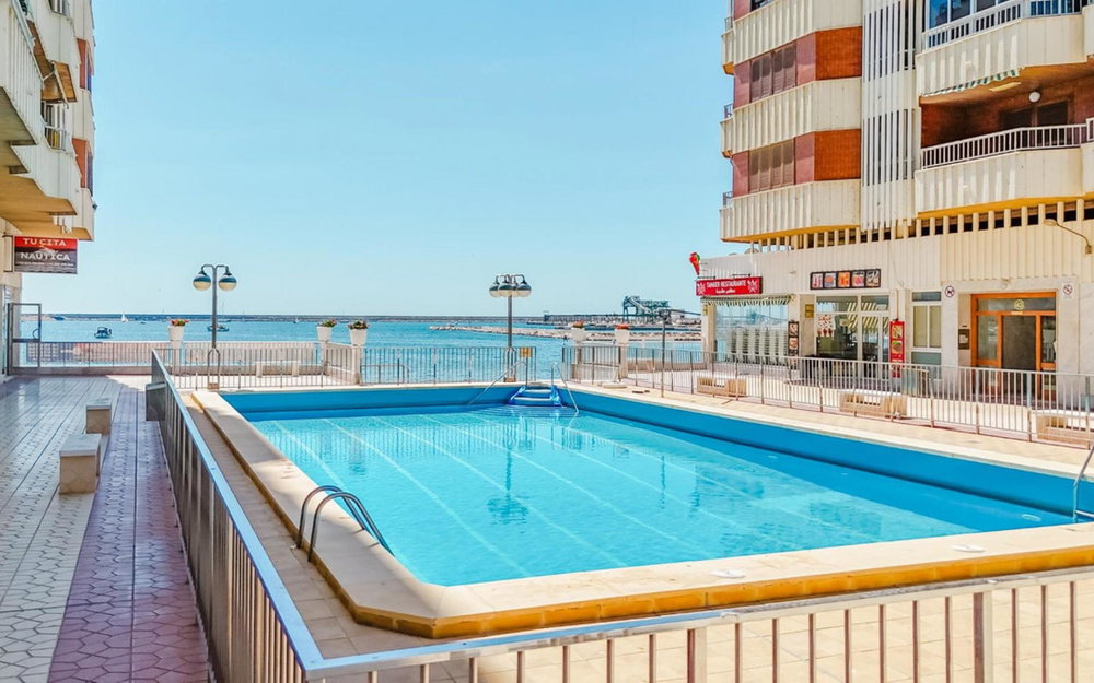 Torrevieja · Alicante REF #CSPX-38980 · Apartment 3718179880