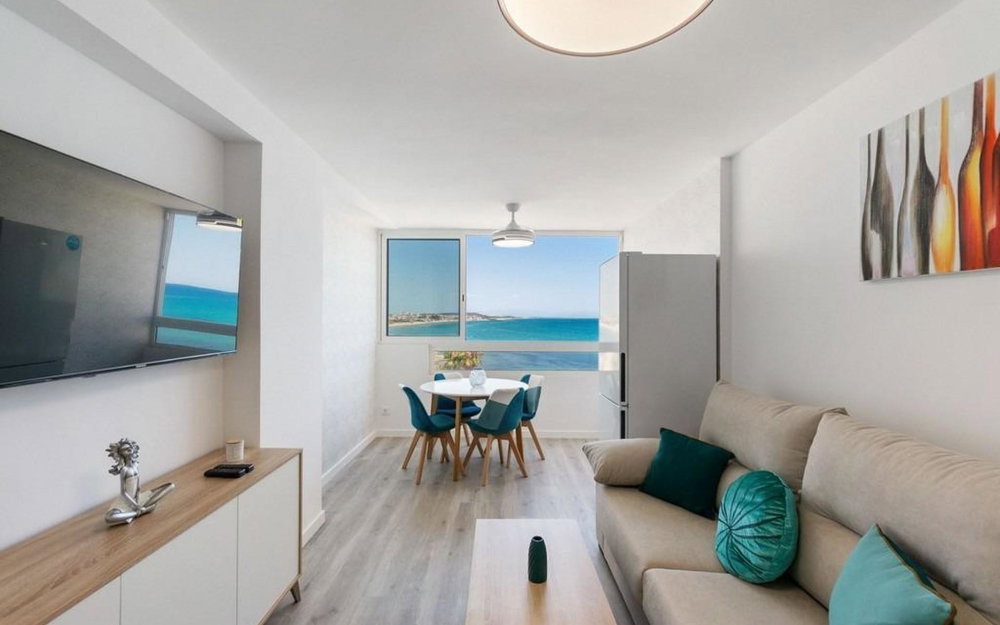 Torrevieja · Alicante REF #CSPX-87874 · Apartment 2676838789