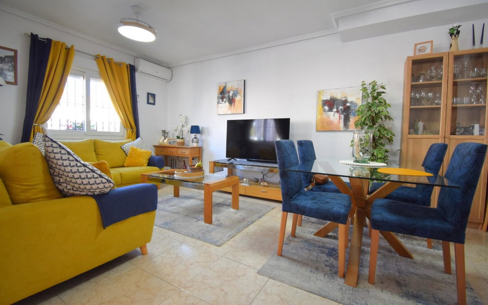 Playa Flamenca · Alicante REF #CSPX-92389 · Villa 664880259