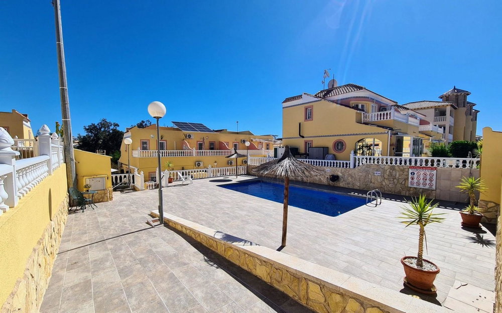 Villamartin · Alicante REF #CSPX-18588 · Townhouse 1424074708