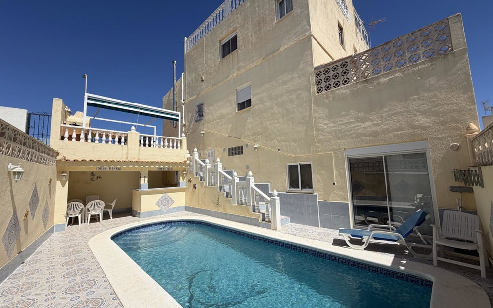 San Miguel De Salinas · Alicante REF #CSPD-31725 · Townhouse 811640709