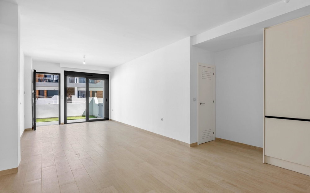 San Miguel De Salinas · Alicante REF #CSPC-65344 · Apartment 3103469242