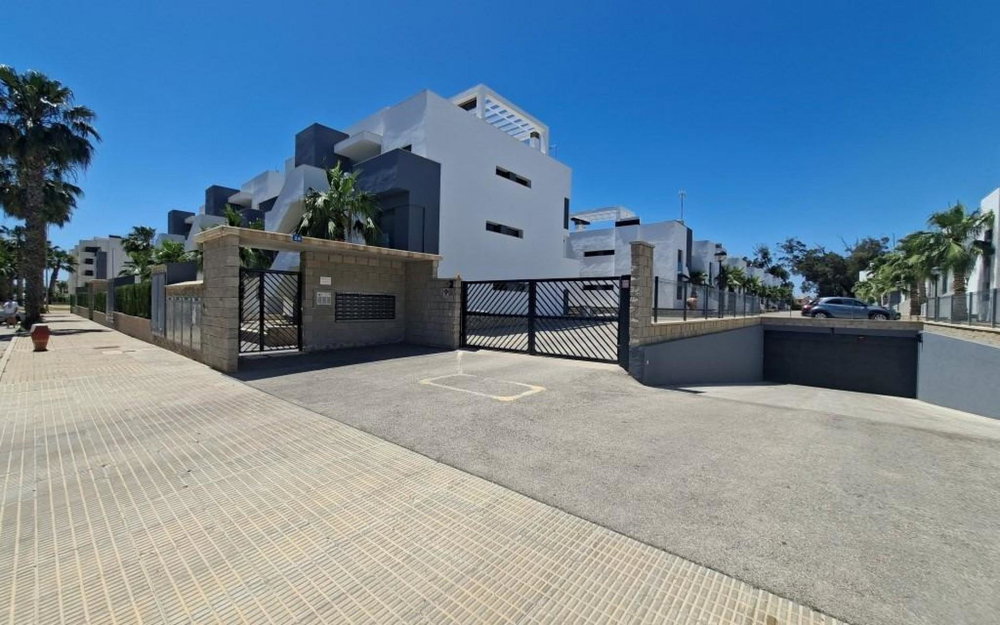 Guardamar Del Segura · Alicante REF #CSPX-95242 · Apartment 3706667755