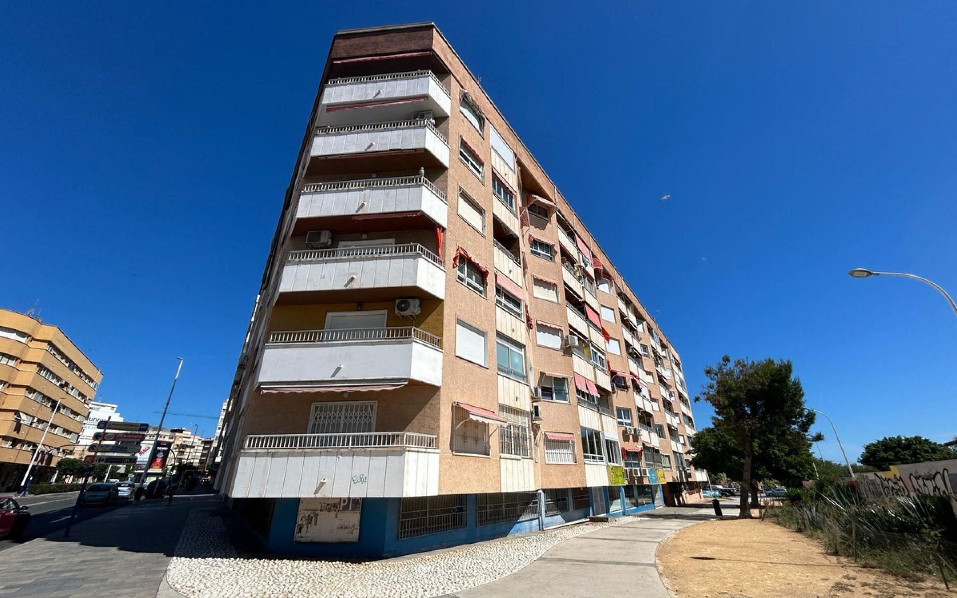 Torrevieja · Alicante REF #CSPX-11484 · Apartment