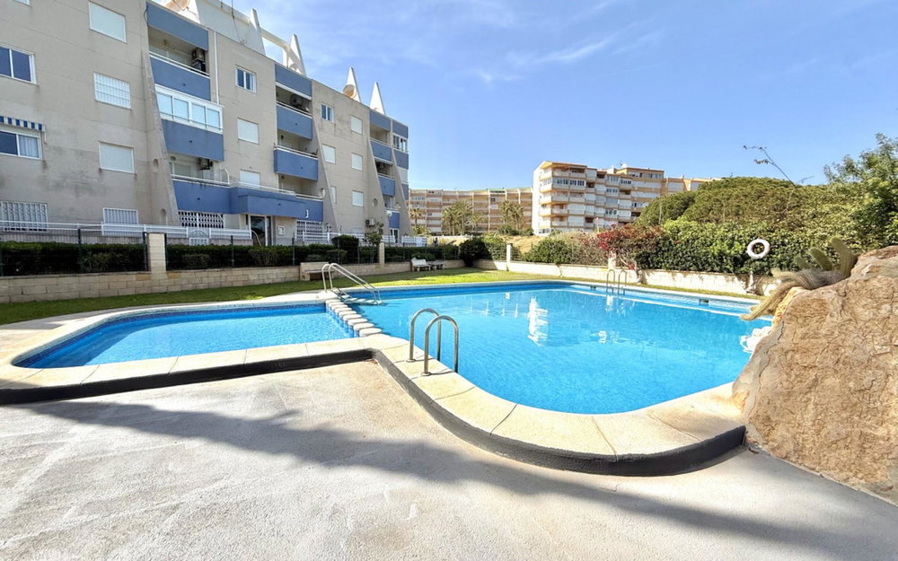 Torrevieja · Alicante REF #CSPX-20538 · Apartment 825963370