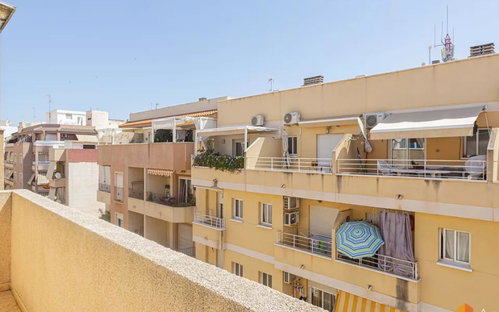 Torrevieja · Alicante REF #CSPX-79600 · Apartment 3084885182