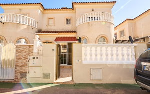 Torrevieja · Alicante REF #CSPX-24081 · Townhouse 1840741582