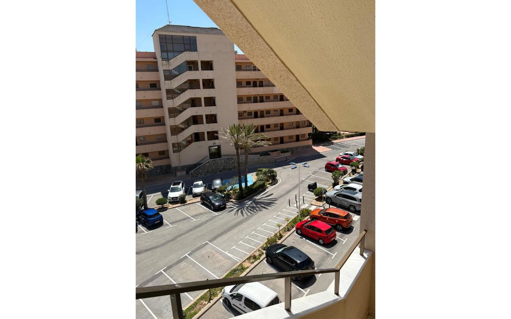 Torrevieja · Alicante REF #CSPX-27293 · Apartment 3086865885