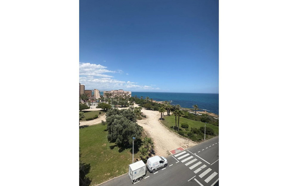 Torrevieja · Alicante REF #CSPX-27293 · Apartment 3086865885