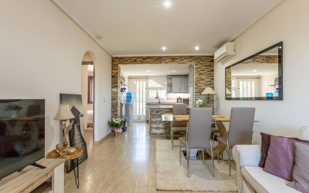 Villamartin · Alicante REF #CSPX-72943 · Apartment 3372389640
