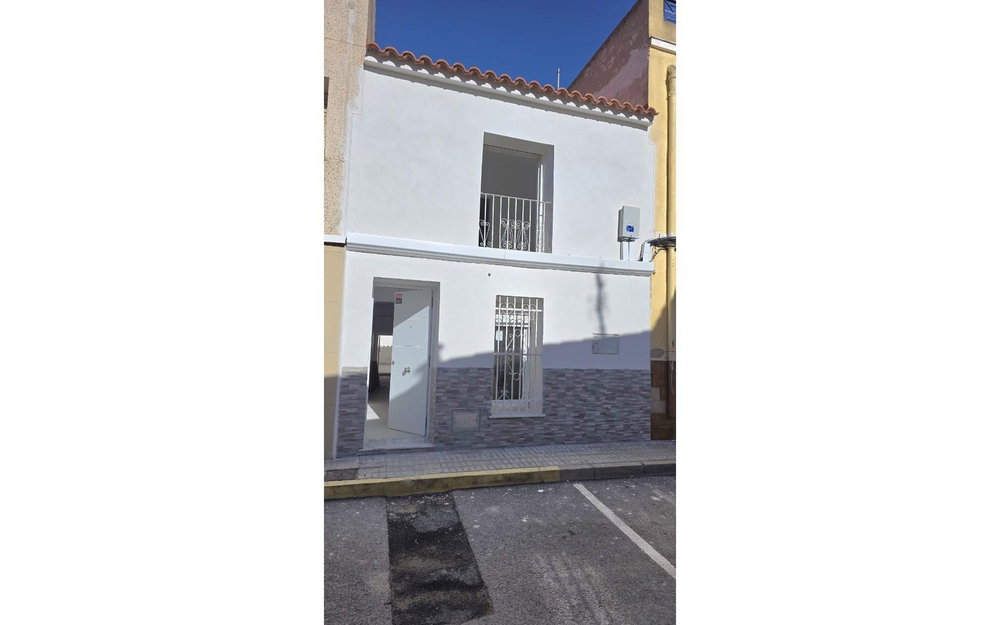 Pinoso · Alicante REF #CSPX-30368 · Townhouse 163116251