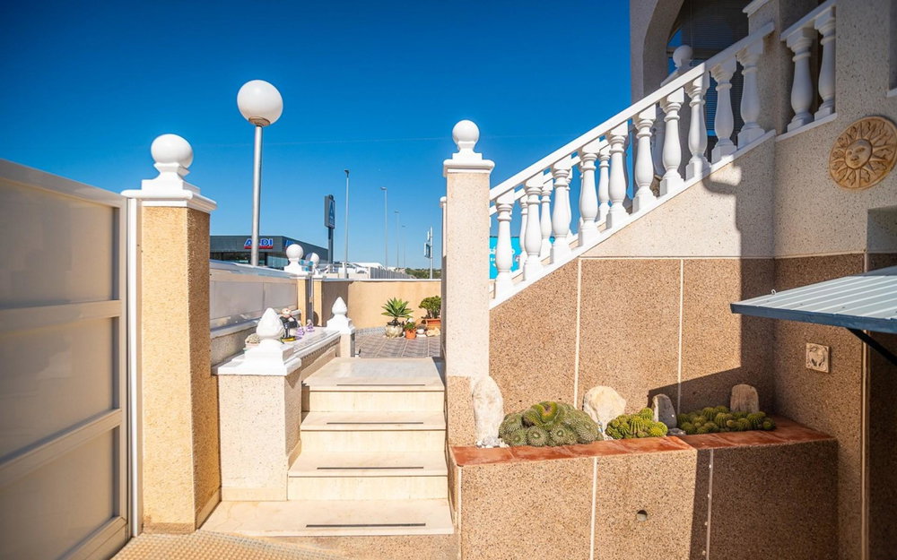 Los Altos · Alicante REF #CSPX-38114 · Villa 853608611
