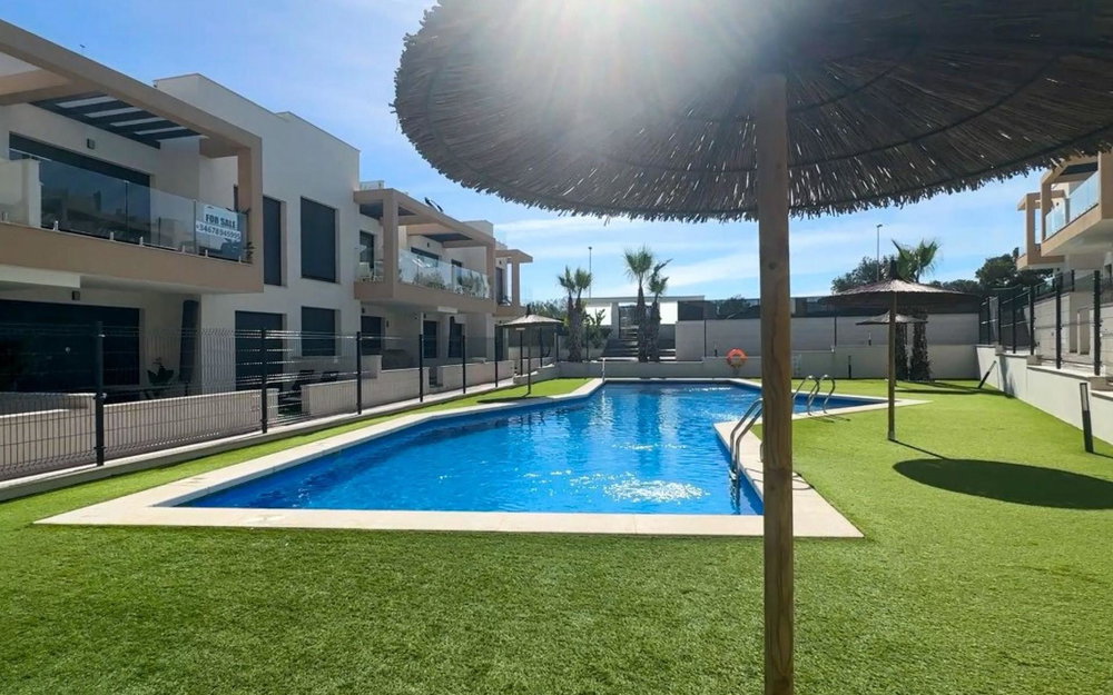Villamartin · Alicante REF #CSPX-34710 · Apartment 3892663679