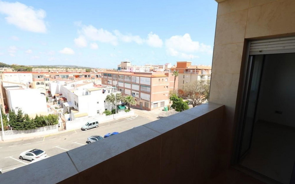 Torrevieja · Alicante REF #CSPX-84998 · Apartment 87122949