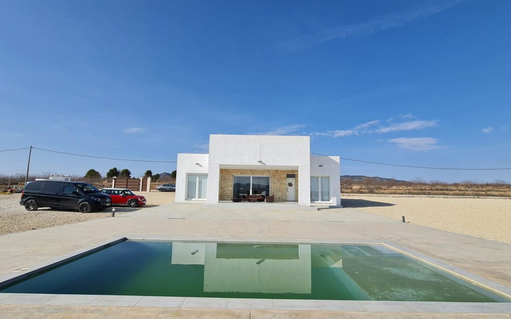 Pinoso · Alicante REF #CSPX-23428 · Villa 2366261329
