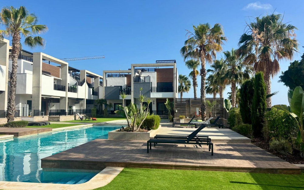 Guardamar Del Segura · Alicante REF #CSPX-21281 · Apartment 370893942