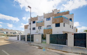Villamartin · Alicante REF #CSPX-38773 · Villa 2235121410