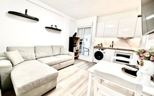 Torrevieja · Alicante REF #CSPX-33014 · Apartment 1654997056