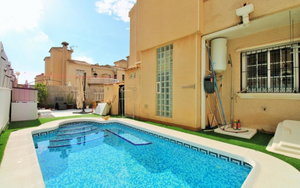 Villamartin · Alicante REF #CSPX-95294 · Townhouse 1064450263