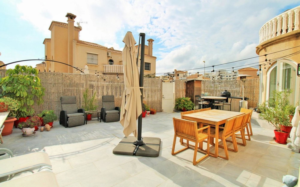 Villamartin · Alicante REF #CSPX-95294 · Townhouse 1064450263