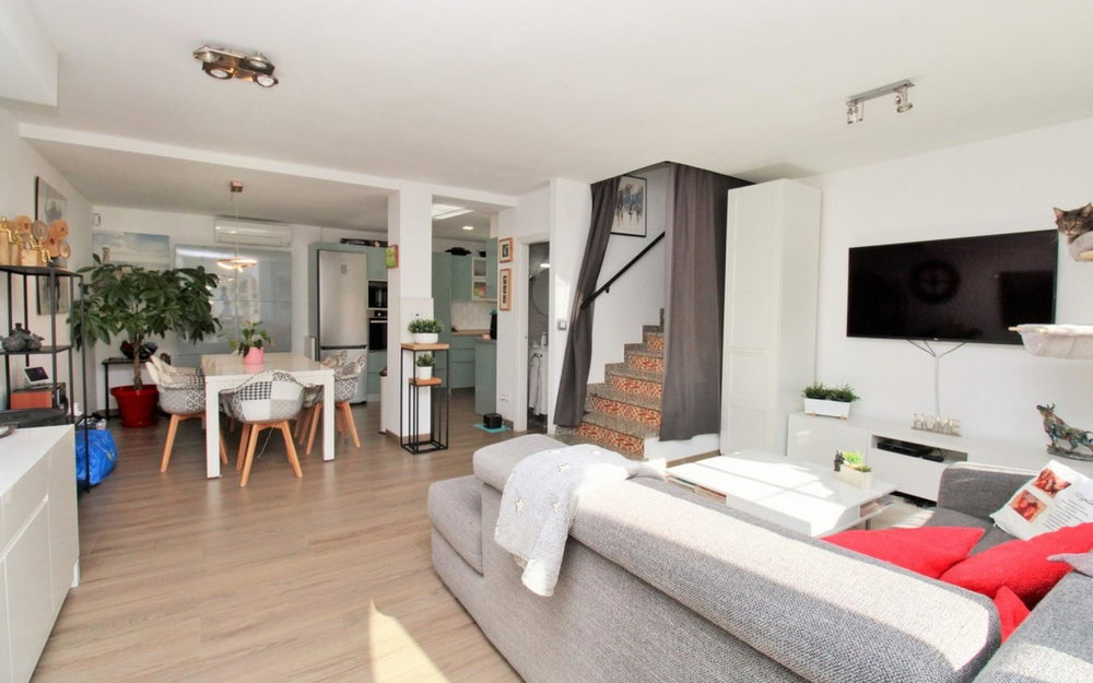 Villamartin · Alicante REF #CSPX-95294 · Townhouse 1064450263
