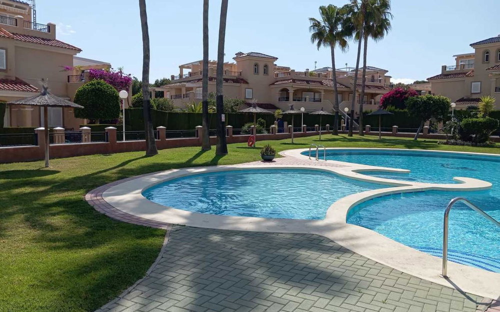 Mil Palmeras · Alicante REF #CSPX-15734 · Townhouse 2795407576