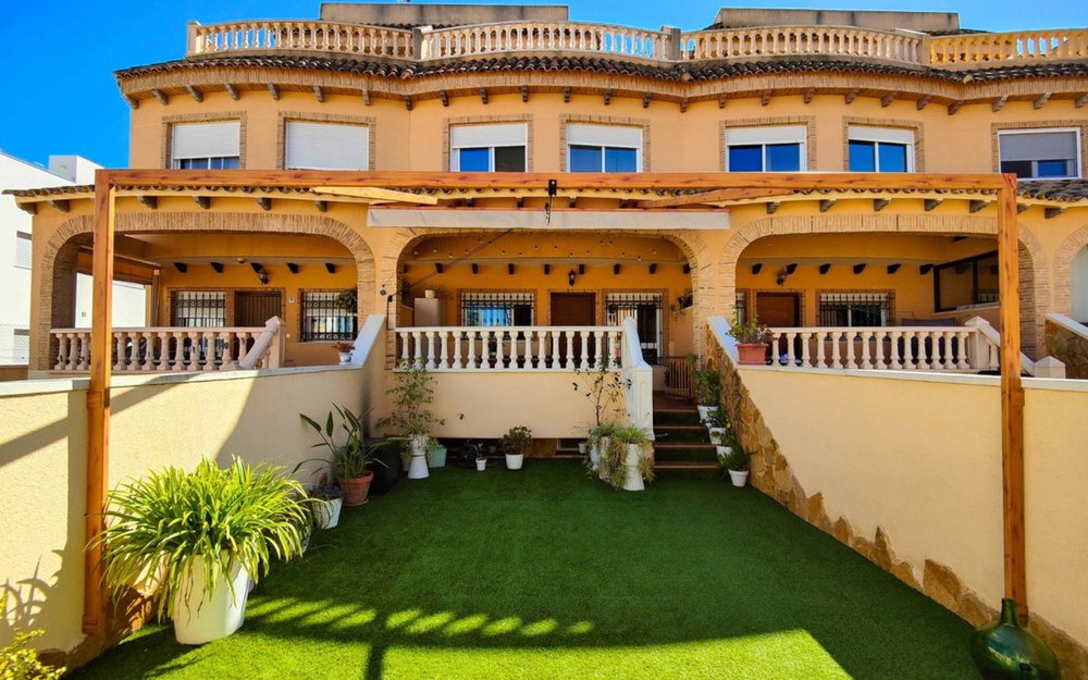 Guardamar Del Segura · Alicante REF #CSPX-93357 · Townhouse 4054277787