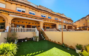 Guardamar Del Segura · Alicante REF #CSPX-93357 · Townhouse 4054277787