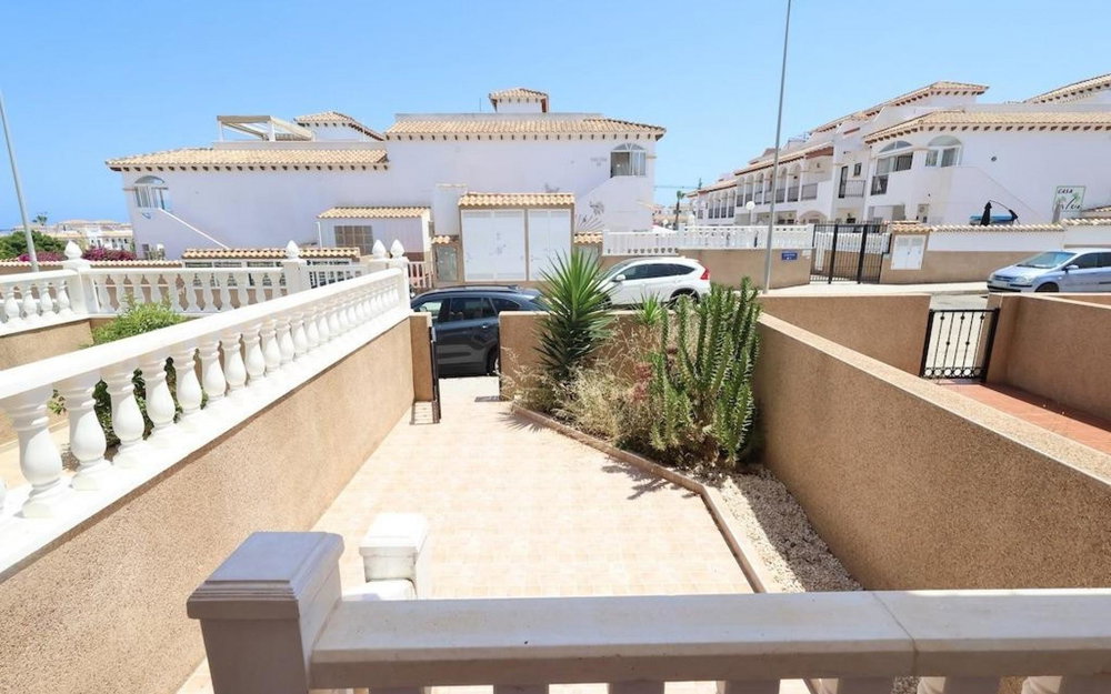 Punta Prima · Alicante REF #CSPX-94755 · Apartment 2535916017