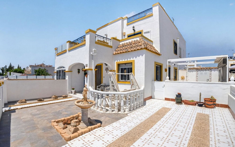 Torrevieja · Alicante REF #CSPX-29632 · Apartment 1327868010