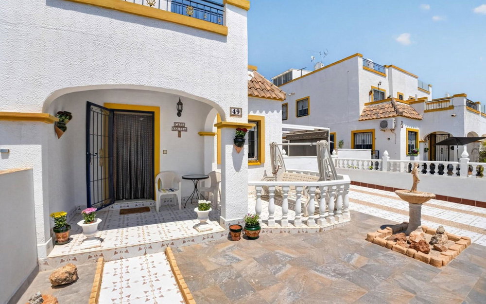 Torrevieja · Alicante REF #CSPX-29632 · Apartment 1327868010