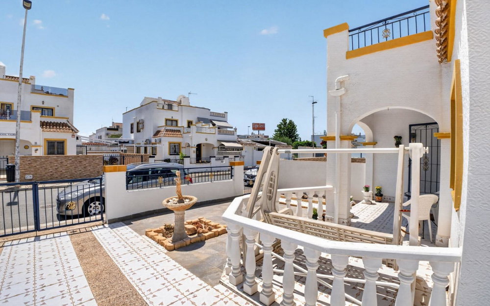Torrevieja · Alicante REF #CSPX-29632 · Apartment 1327868010