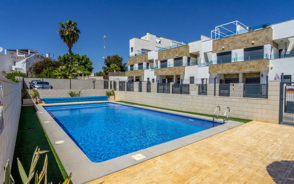 Villamartin · Alicante REF #CSPX-80361 · Townhouse 3118475081