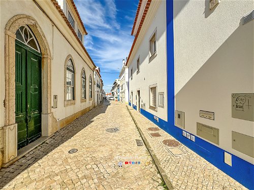 4 dwellings in the Centre of the village of Ericeira great location 2642687696