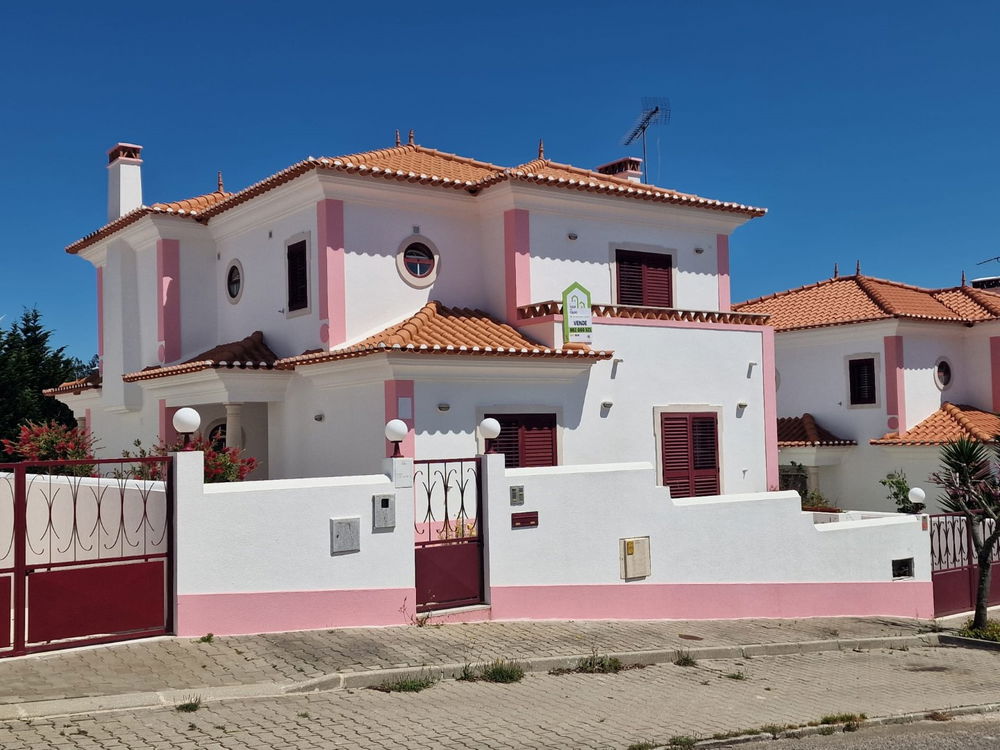 For sale house 4 Bedrooms – Mafra 2505626619