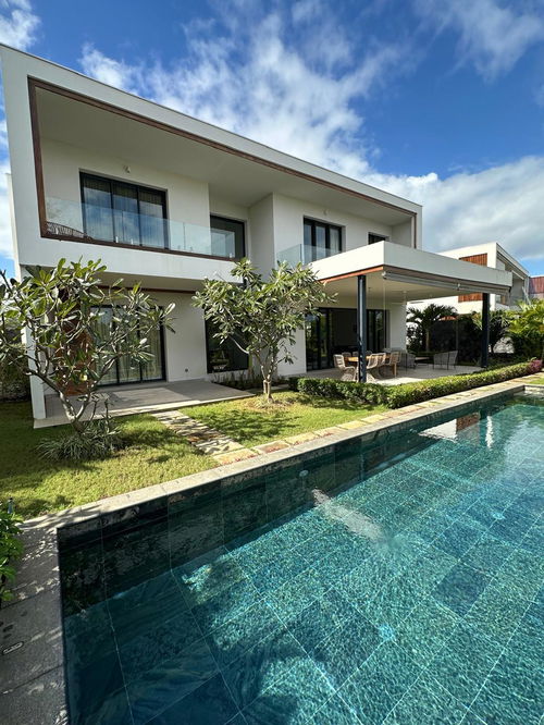 Contemporary 4-Bedroom Villa with Private Pool and Sea View – Akasha Estate, Tamarin 1002621539