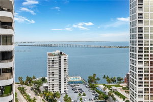 Luxurious 2-bedroom condo with panoramic views for sale in Brickell 1034184933