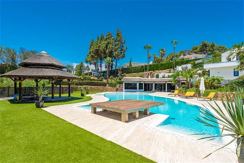 Luxury villa for sale with panoramic views in Marbella, Hacienda las Chapas. 1099136469