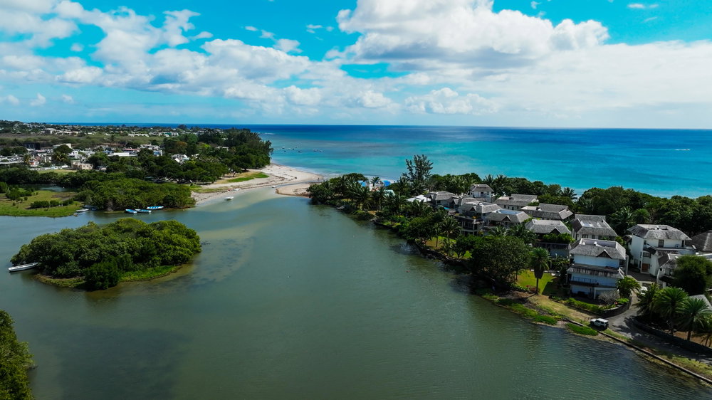 Exclusive penthouse in Tamarin, a prime investment opportunity 1118848174