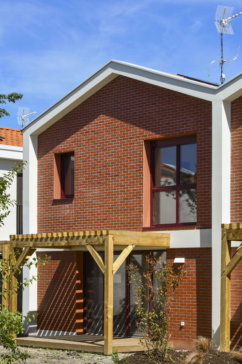 T5 House in Mérignac – Bright Duplex with Garden and Terrace 1193662058