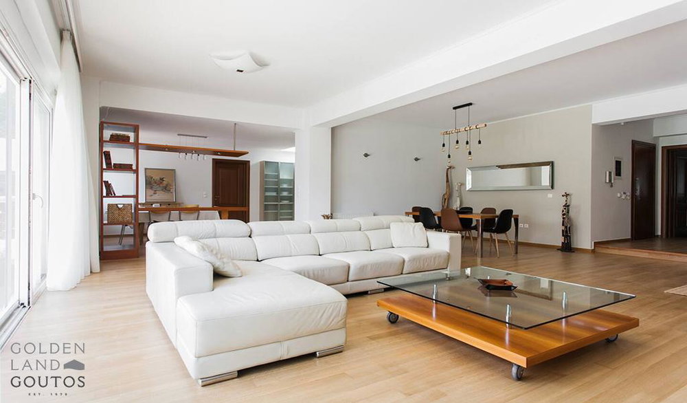 Bright Maisonette in Voula for sale in Athens 1203705257