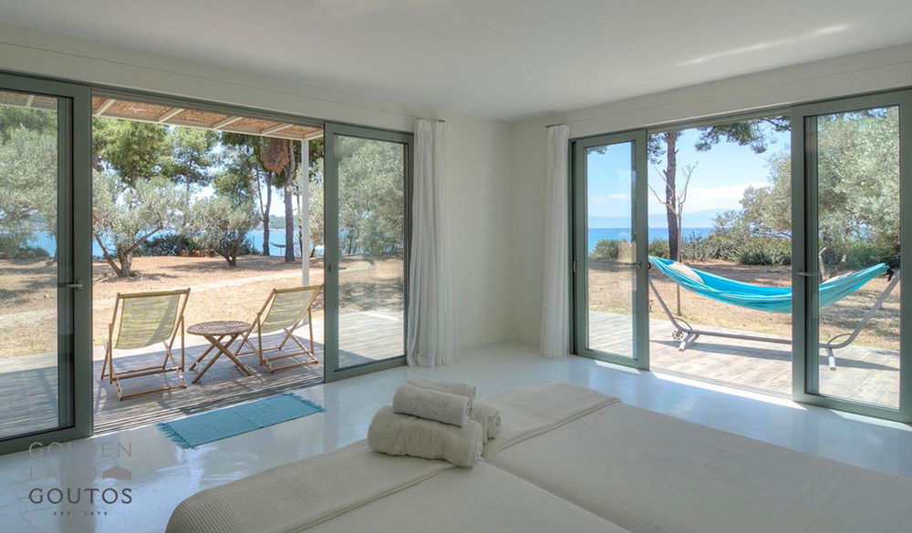 For sale: Luxury villa with private beach in Porto Heli 1206140530