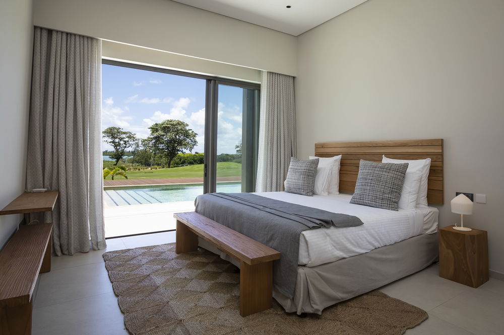 Contemporary 4 bedroom villa with golf view in Anahita, Mauritius 1213570794