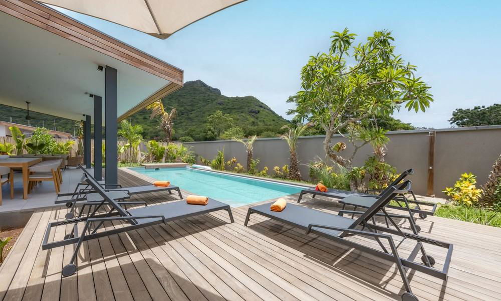 Luxury villa in gated estate with golf and beach access | Mauritius 1224097372