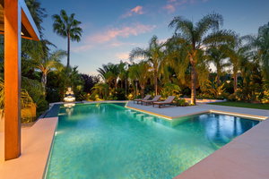 Villa in Marbella, Marbella Este – 5 bed – EUR 5.88M 1231312424